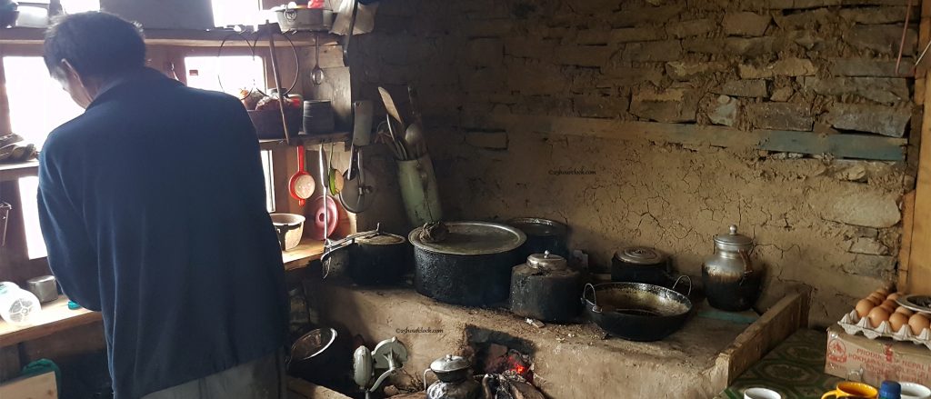 kitchen on lamjura pass